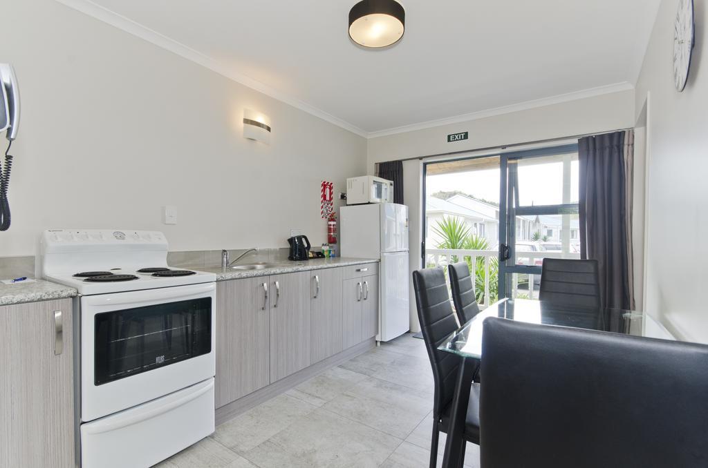 Matakana Motel Room photo