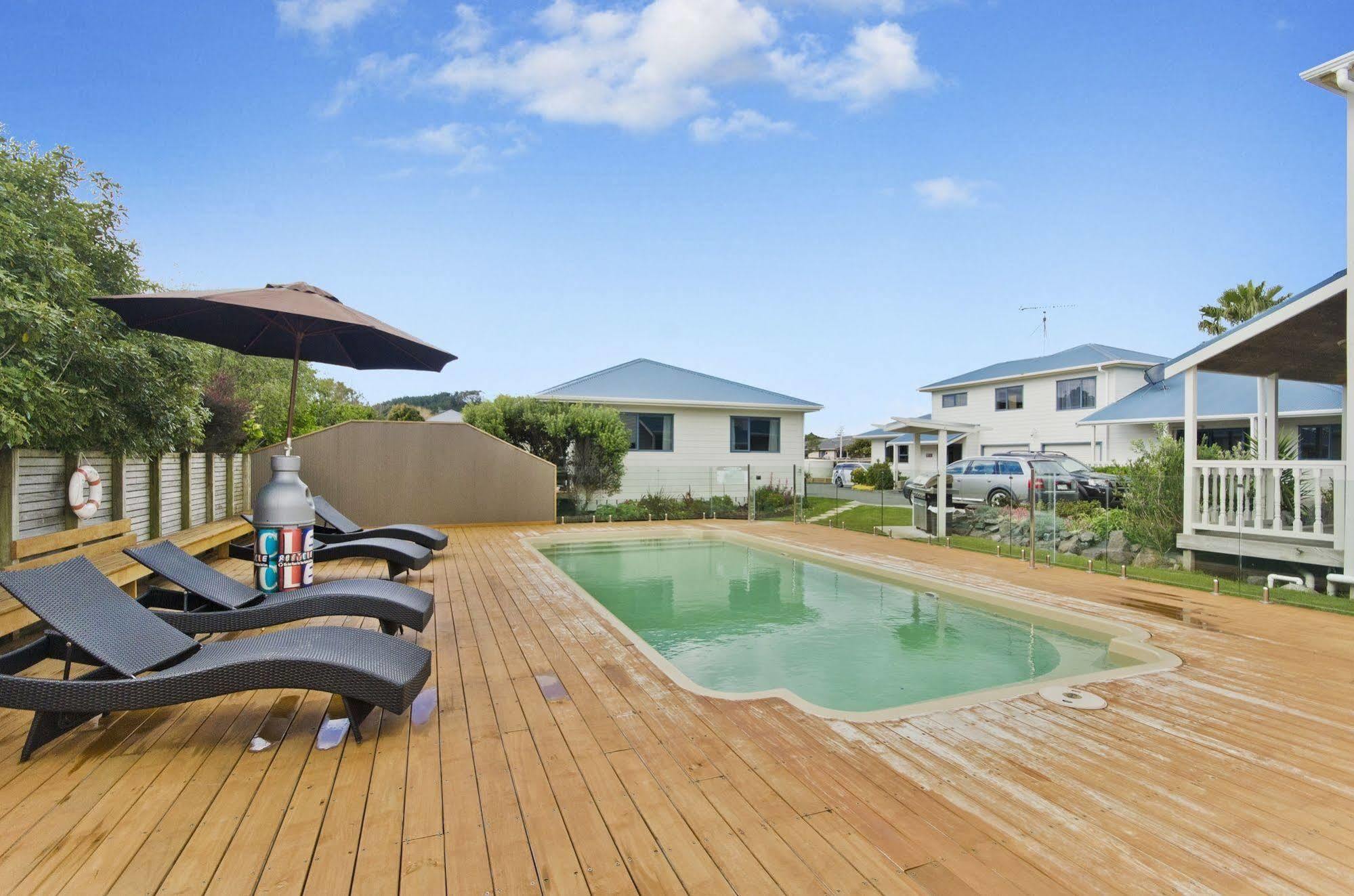 Matakana Motel Exterior photo